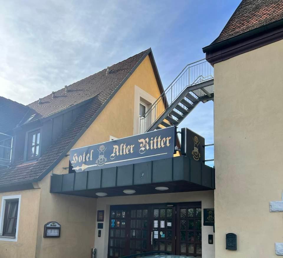 Hotel-Gasthof "Alter Ritter" Rothenburg ob der Tauber Ngoại thất bức ảnh