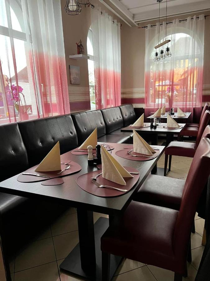 Hotel-Gasthof "Alter Ritter" Rothenburg ob der Tauber Ngoại thất bức ảnh